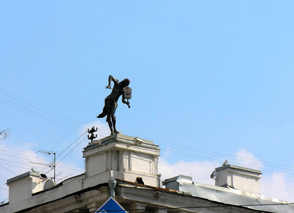 Харьковский скрипач на крыше ожил