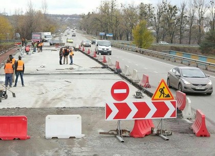 Ограничение движения транспорта по Купеческому мосту