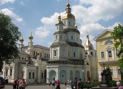 Православные восточного обряда Харькова празднуют Покрова Святой Богородицы