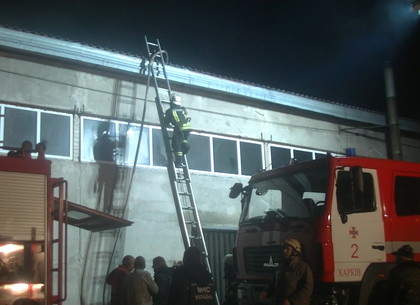 Крупный пожар на производстве под Харьковом: один рабочий погиб, двое в больнице, полиция начала расследование (Обновлено, ФОТО)