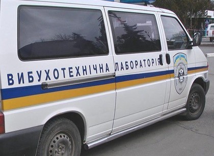 Полицейские Харькова проверяют информацию об утреннем минировании многоэтажек