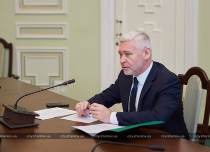 Игорь Терехов поручил директору Департамента образования держать на контроле ситуацию с количеством заболевших в школах