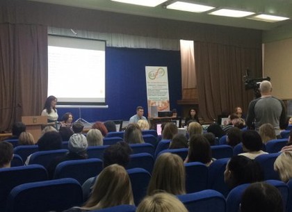 Проблемы буллинга среди детей обсудили в Харькове