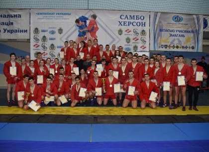 Юные самбисты привезли с чемпионата Украины четыре десятка медалей