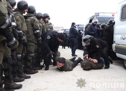 Полиция готовится предотвратить беспорядки на матче Шахтер-Айнтрахт (ФОТО,ВИДЕО)