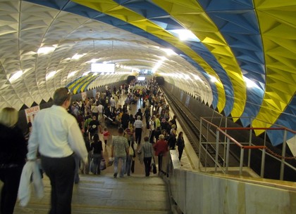 За январь услугами метро воспользовались 18 млн. пассажиров