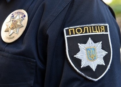 Полиция Харькова выясняет информацию об избиении 5-ю малолетками взрослого мужчины (ВИДЕО)