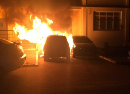 За ночь на Харьковщине сгорели три автомобиля