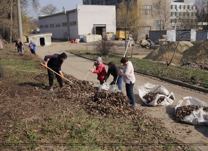 Сотрудники КП «Харьковводоканал» вывезли более 90 кубометров мусора