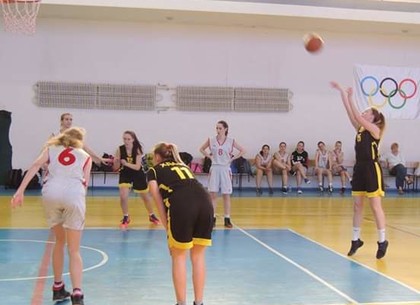 Харьковчанки заняли топ баскетбольного пьедестала на универсиаде (ФОТО)