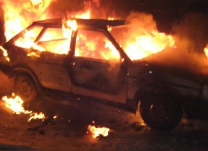 Под Харьковом сгорел автомобиль налогового ревизора