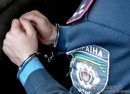 Незаконно продавал боеприпасы: в Харькове СБУ разоблачила сотрудника полиции