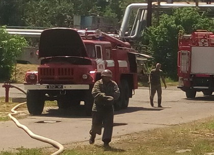 Спасатели прокомментировали ликвидацию пожара на нефтебазе (ФОТО, ОБНОВЛЕНО)