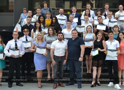 В Киевском районе наградили победителей конкурса «Молодой человек года»