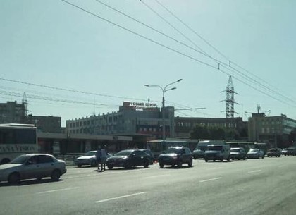 На проспекте Гагарина возле метро сразу 2 утренних ДТП