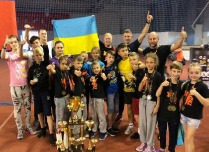 Харьковские тхэквондисты на международном турнире заняли 2-е место