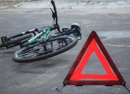 ДТП на Салтовке: в больницу попал сбитый автомобилем велосипедист
