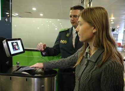 С 1 июля подорожало оформление биометрических паспортов