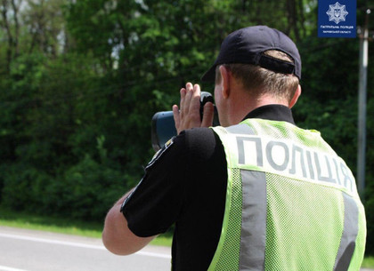 На дорогах Харькова копы поймали более 500 автогонщиков