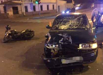 В центре Харькова ночью был сбит байкер