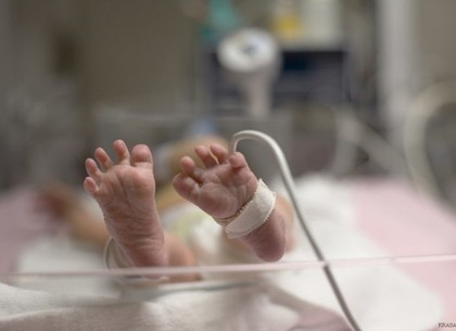 Трагедия в роддоме: комиссия сообщила матери погибшего малыша, чего не сделали врачи, чтобы спасти ребенка