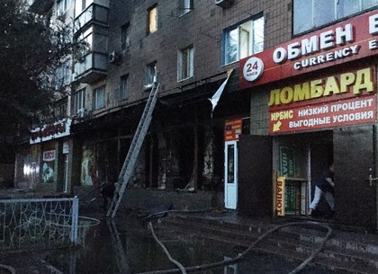 Магазин ритуальных услуг сгорел в Харькове (ФОТО)