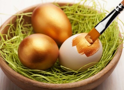 13 июля – праздник, когда красят яйца и гадают на суженого