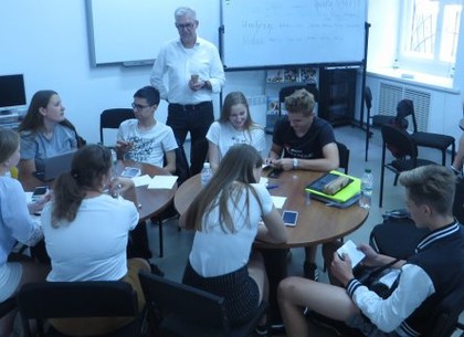 Немецкие школьники знакомятся с историей Харькова