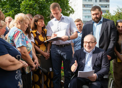 Геннадий Кернес встретился с жителями Северной Салтовки (ФОТО)