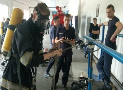 Харьковские спасатели приняли участие в конкурсе на звание лучшего по профессии (ФОТО)