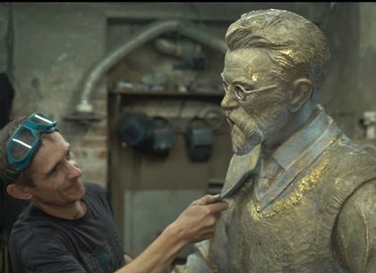 В саду Шевченко появится скульптура академика Вернадского с борщом (ВИДЕО)