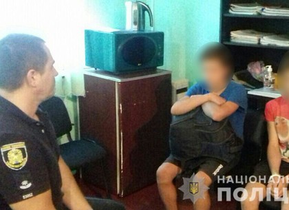 Сбежавших из дома близнецов нашли в Харькове