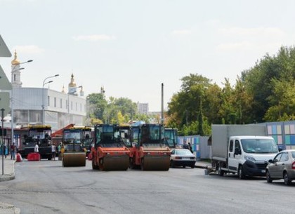 На перекрестке Клочковской с Бурсацким спуском закрывается движение транспорта