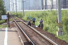 На харьковском вокзале пожилой мужчина попал под поезд (ФОТО)