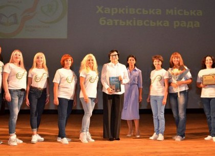 В Харькове издали азбуку для родителей