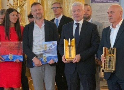 Харьковский городской совет стал победителем в Международном строительном конкурсе «European Award 2018» и получил главный приз в категории «Общественные учреждения» за реконструкцию Регионального центра услуг (ФОТО)