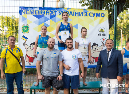 Награда чемпионата по сумо осталась в Харькове