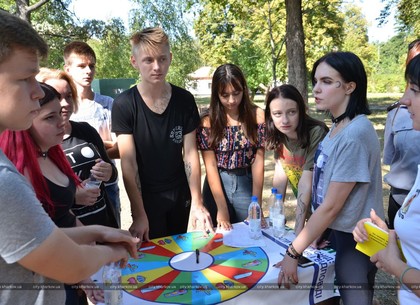 В Харькове среди подростков провели квест о вреде наркотиков