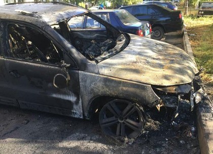 О поджоге автомобиля на проспекте Победы завели уголовное дело