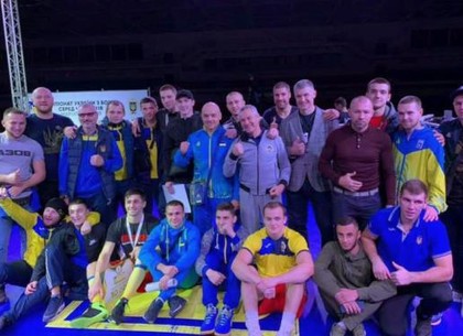 Харьковчане уверенно победили на чемпионате Украины по боксу