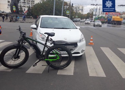 ДТП: велосипедист попал под колеса авто (ФОТО)