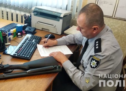 Харьковчане разоружаются, пользуясь особым месячником (ФОТО)