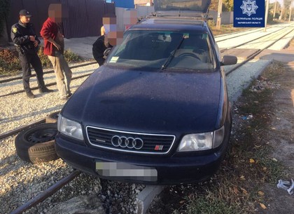 ДТП на Шевченко: Audi вылетел на трамвайные пути