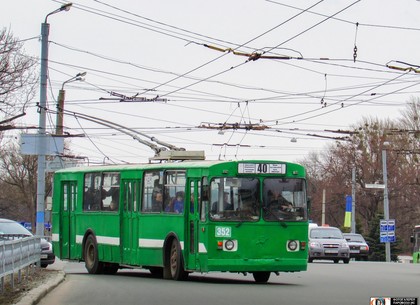 Троллейбусы по маршрутам №№ 18, 40 в понедельник 4 октября изменят направление движения.