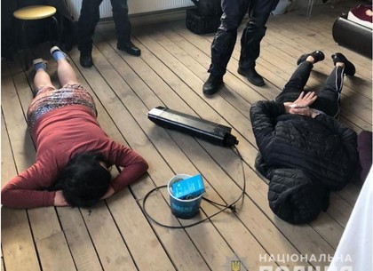 Полицейские Харькова разоблачили еще одну группу наркодиллеров - закладчиков