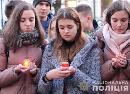 В Харькове почтили память жертв ДТП (ФОТО)