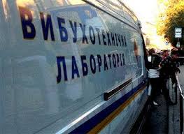 Массовое минирование в Харькове: под угрозой взрыва сотни объектов