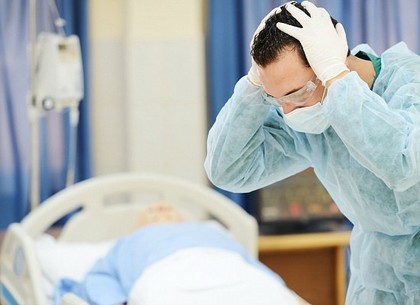 Врачебные ошибки харьковских врачей спрячут за страховку