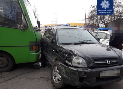 На Баварии – ДТП с маршруткой (Обновлено, ФОТО)