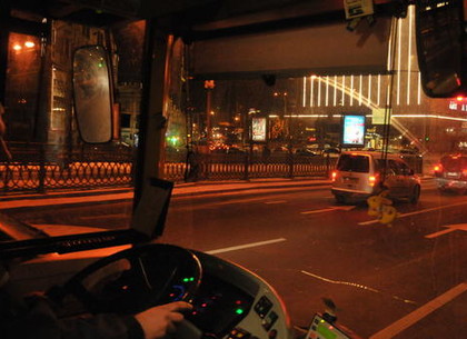 В Харькове пустят ночные троллейбусы. Маршруты определят мобильники горожан